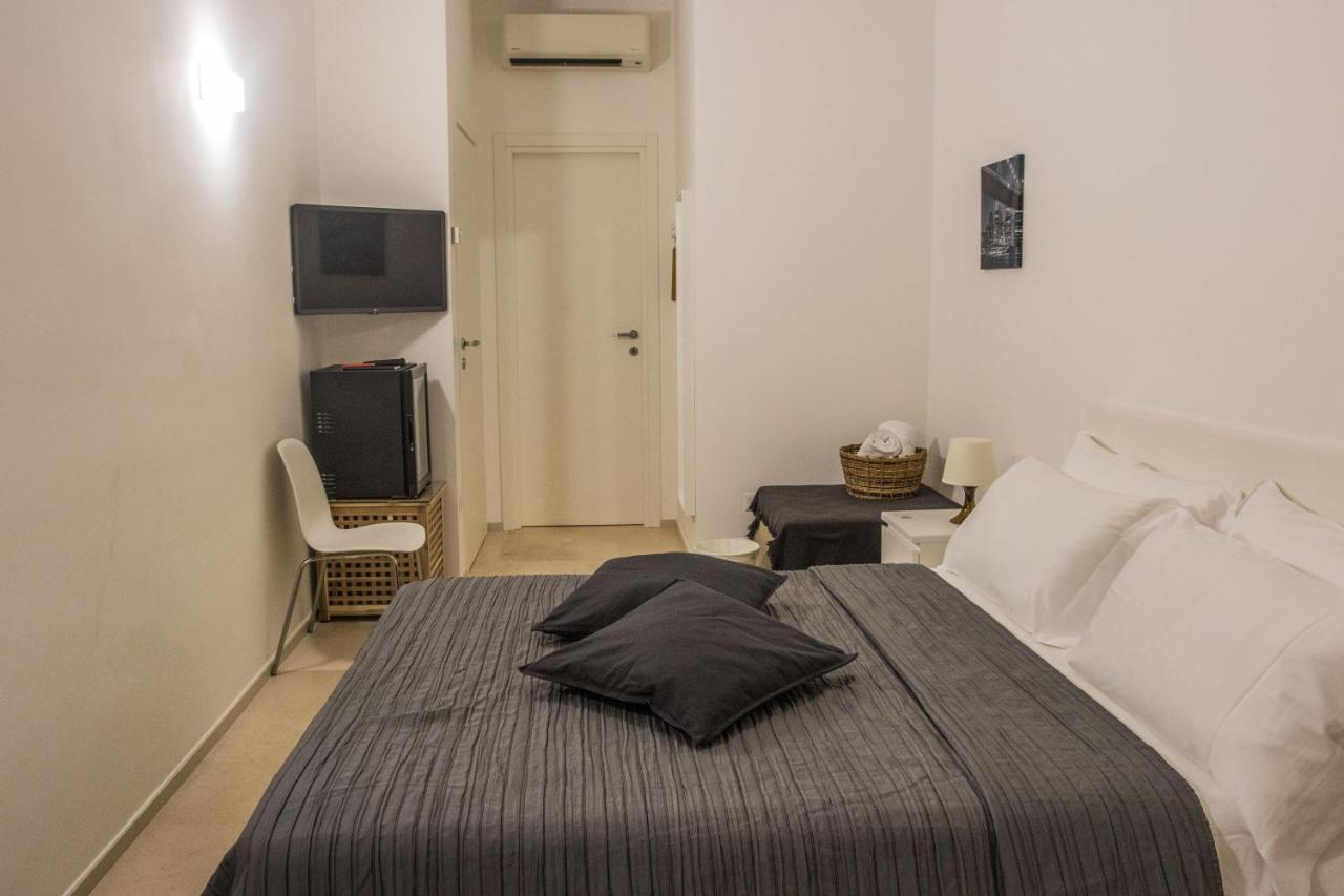 B&B Colonna - Mole Sua Stat Altamura Exterior photo